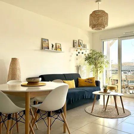 Petit Bijou 24 P Ideally Located * La Teste-de-Buch