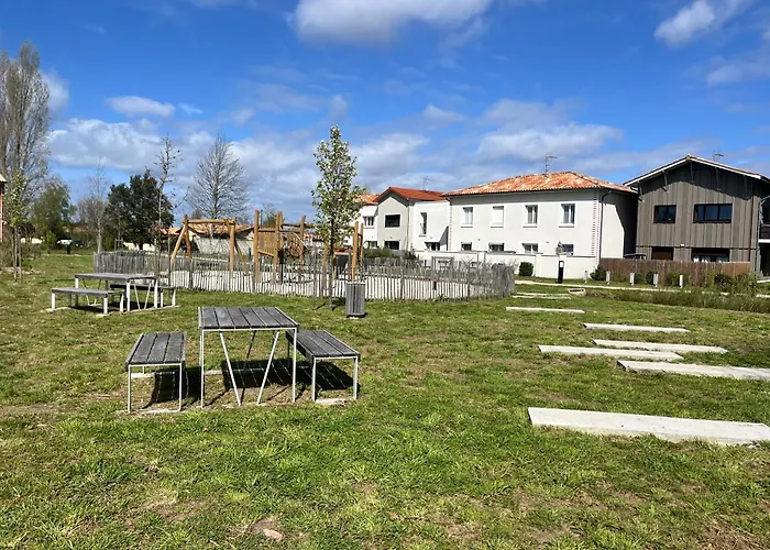 Petit Bijou 24 P Ideally Located *